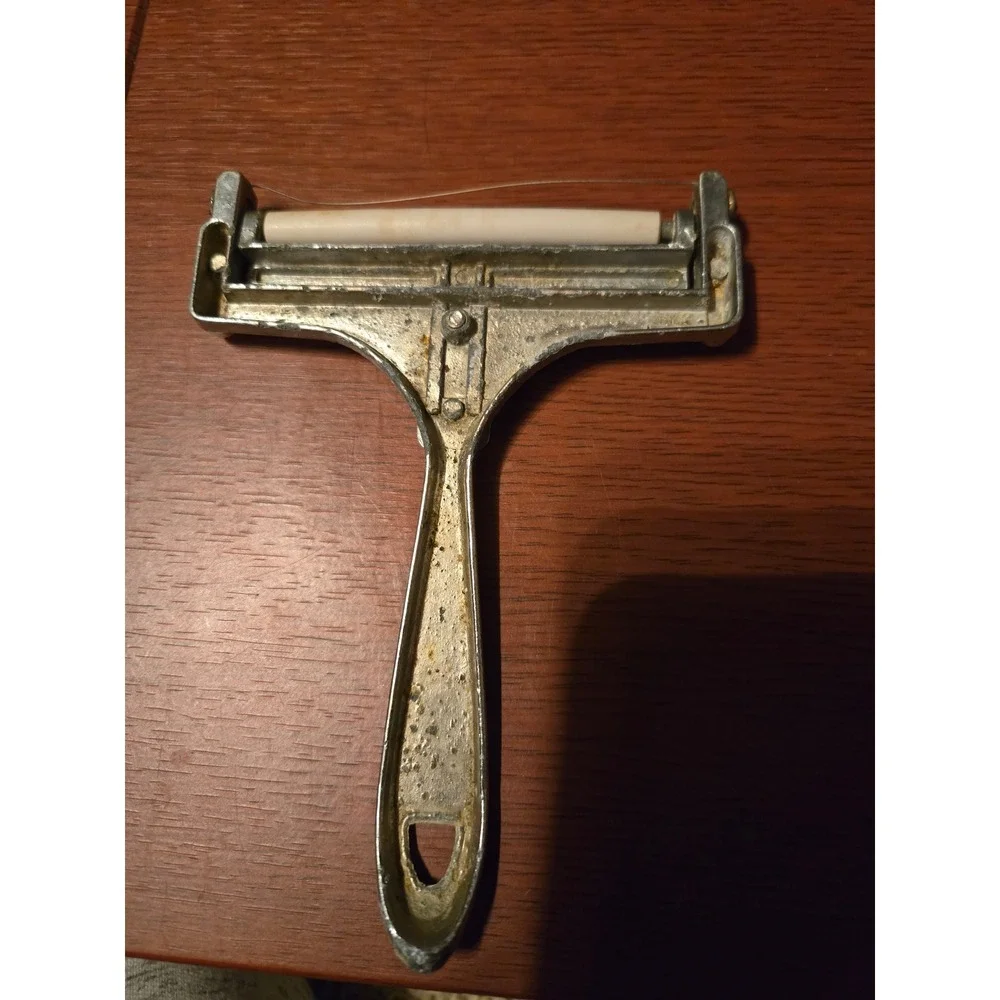 Vintage Adjustable Wire‎ Cheese Slicer Metal Roller Handheld Kitchen Tool Silver
